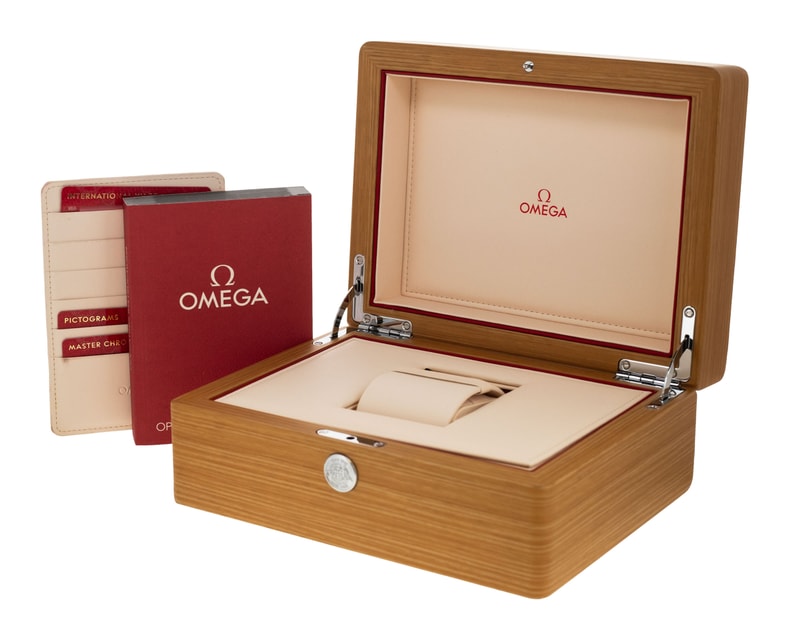 Omega Aqua Terra 150m Gents 220.10.41.21.03.005 Image 4